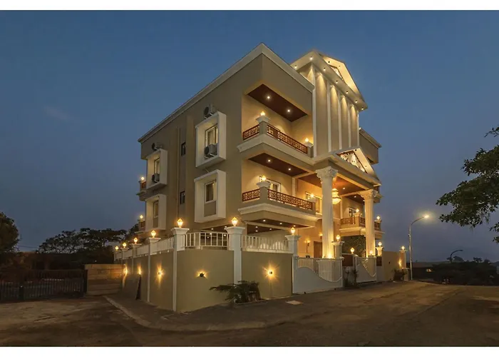 Mountain Glory 8Bhk By Tensorstays, Pool & Theater Igatpuri